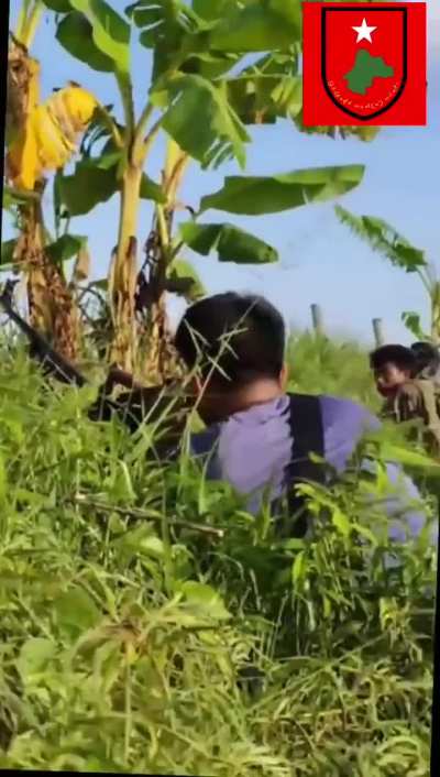 [Myan<wbr>mar/B<wbr>urma] People's Defense Force fighters ambush military regime convoy in Mahlaing Township on July 18th. 4 soldiers dead. 3 rifles captured.