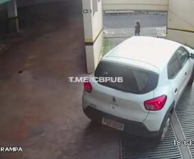 WCGW forget to use the handbrake