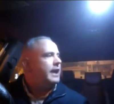 Taksici ile müşteri arasındaki sanatsal tartışma