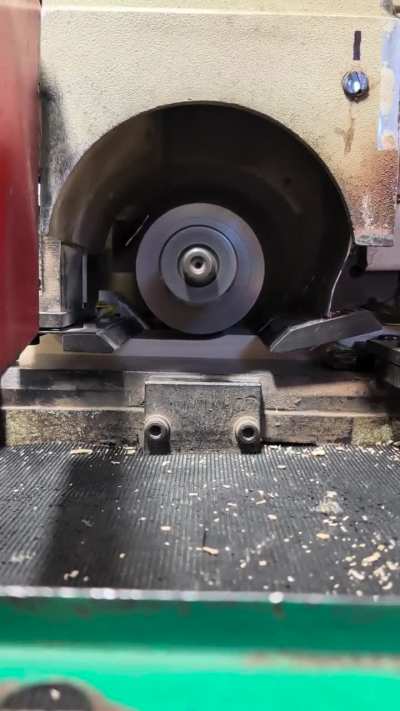 How custom moulding is made