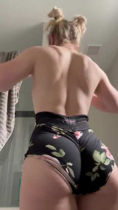 booty shorts