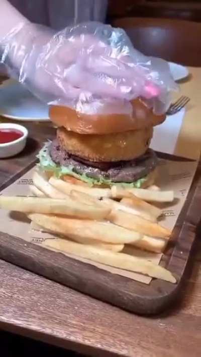 Umm…. A squirt burger ???