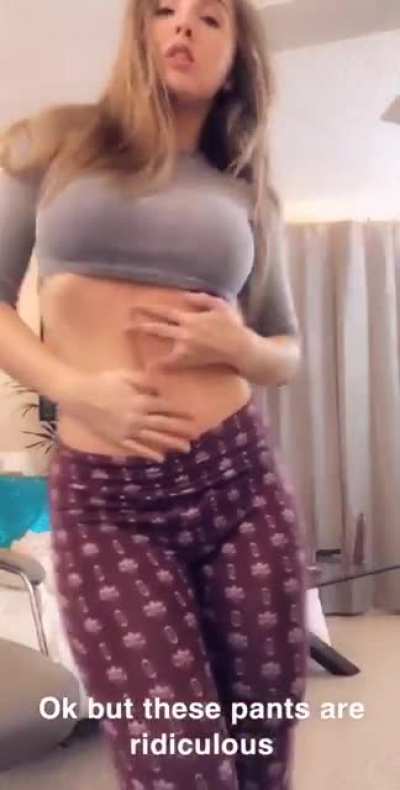 Lena 🍑