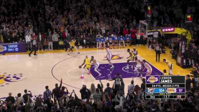 [Highlight] LeBron James is now the scoring King in the NBA