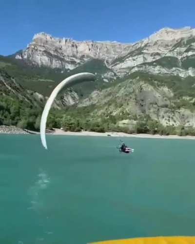 This landing is smooth as butter