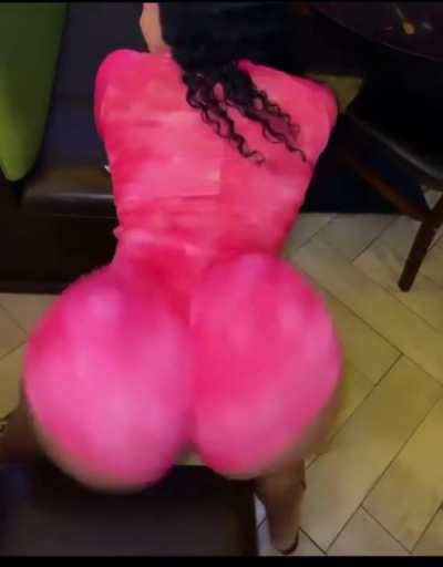 We need more content of her