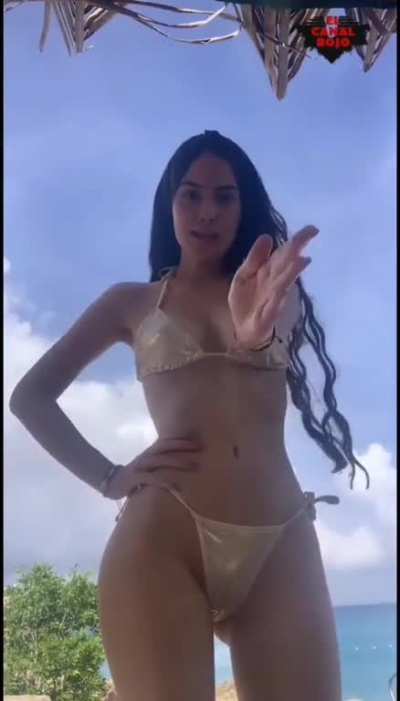 Extra: Caro Mafla