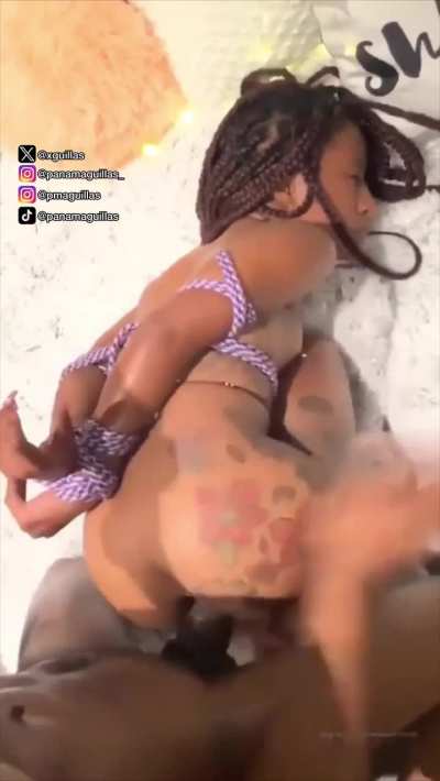 Ella aguanta todo🔥