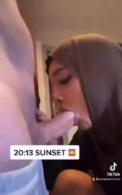 What a slut💦<wbr>🥵😈