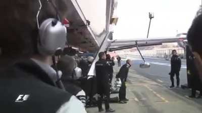 Lewis Hamilton's engineers being pranked