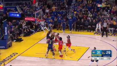 [Highlight] GP2 with a two handed putback!