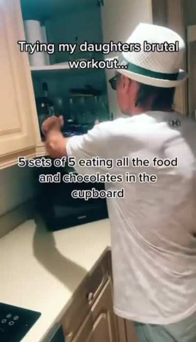 This grandpa has seks 😎
