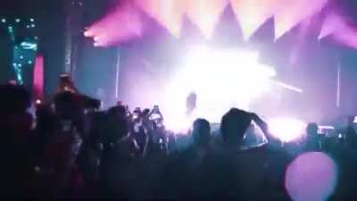 If Stop Breathing was in a concert