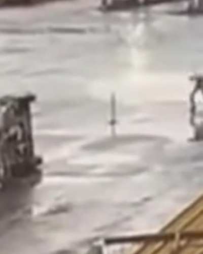 Dude is having the worst day (Original post from r/ididthejobboss)