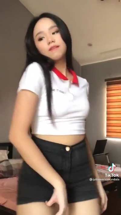 Julia<wbr>🍑🍑🍑