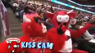 Interesting kiss cam