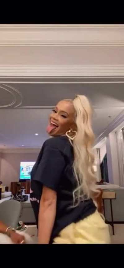 😝