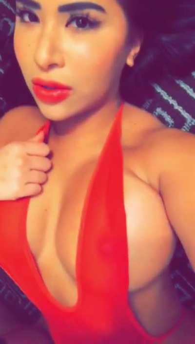 🫦💋💄💃🏻
