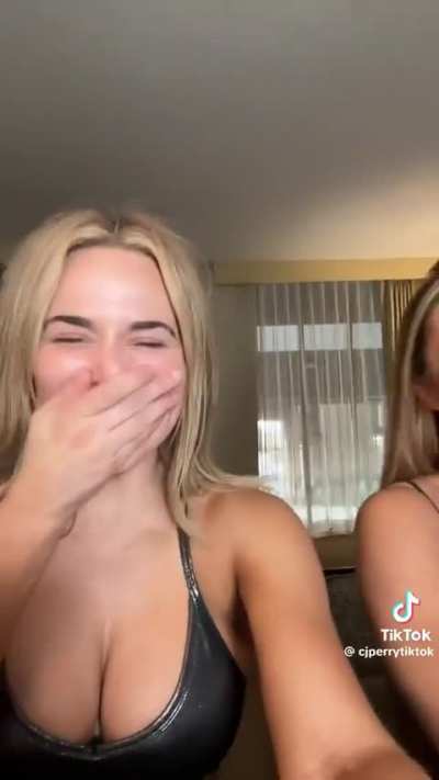 CJ Perry & Mandy 