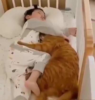 dis hooman is warm.
