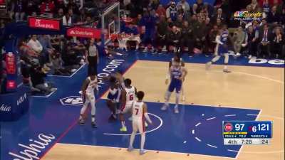 [Highlight] Jaden Springer shows why he got recalled for the 5th time with the putback slam!
