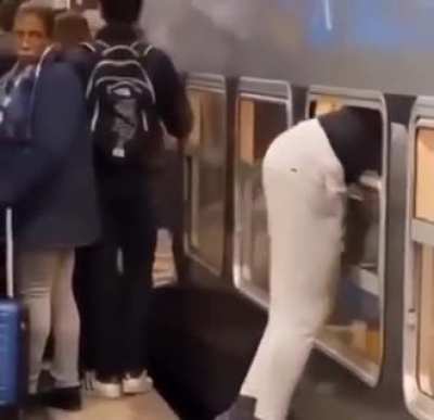 Safest way to enter a train in India
