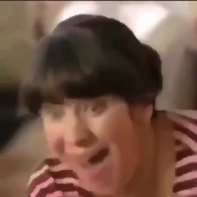 👶