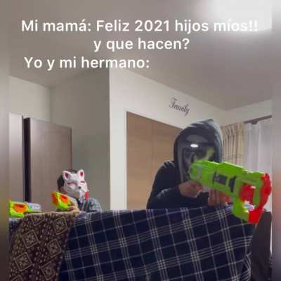 Lo siento mamá pero no puedo bajar la guardia jajajaxdxd