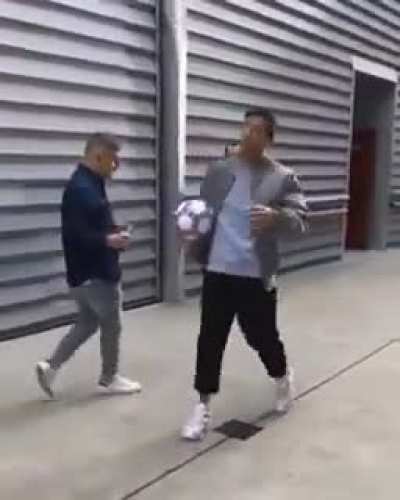 Just Lionel Messi taking an ice cube challenge.