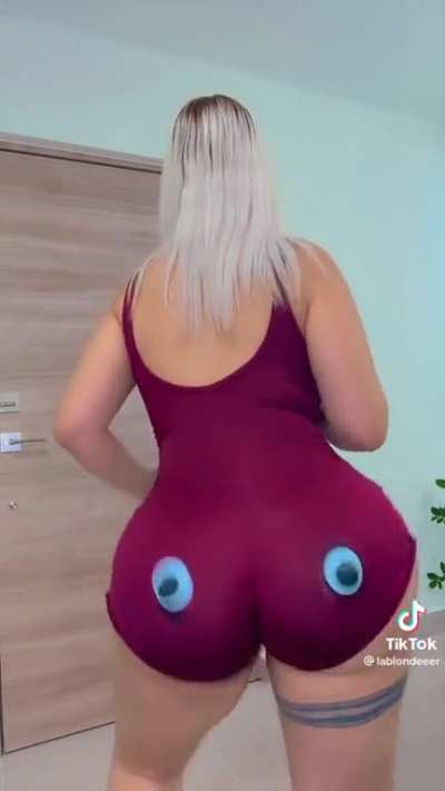 lablondeeer comp1