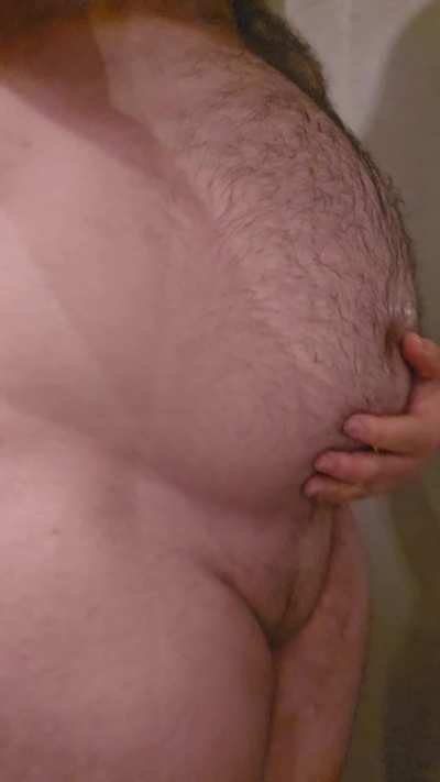 couldn't stop myself from touching my belly