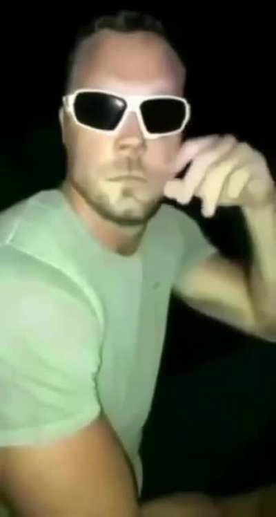 👊👊