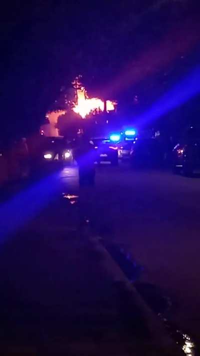 Incendio en un barrio de Córdoba (a 100 metros de casa) 🔥😳
