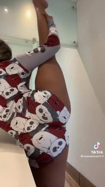 Flexible twerk💕💕