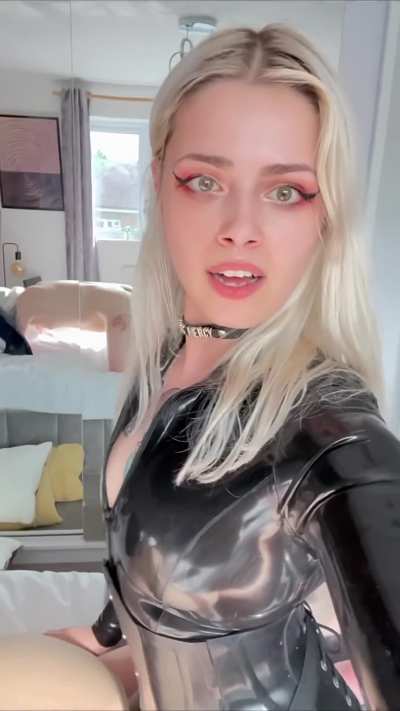 I love fucking his ass while he’s getting brainwashed and feminized by sissy hypno videos [domme]