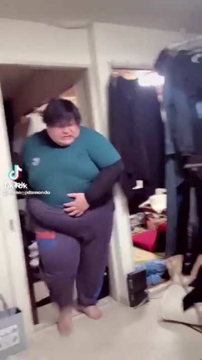 485 pound asian