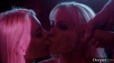 Kayden Cumswapping with Kenna Janes