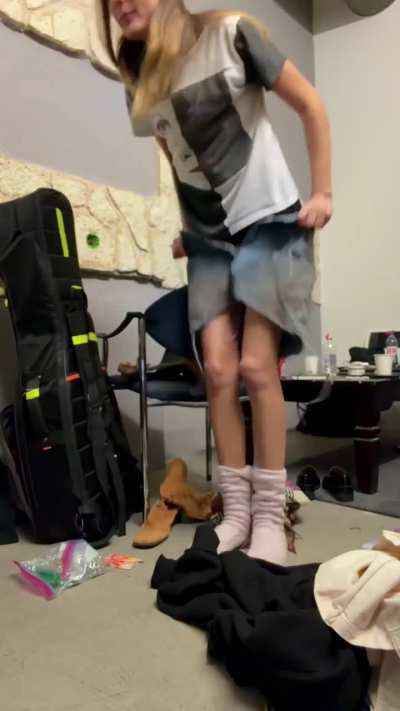 undressing - via tiktok