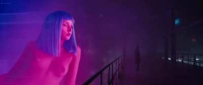 Ana de Armas sex scenes