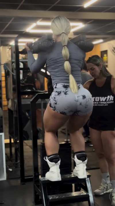 🍑