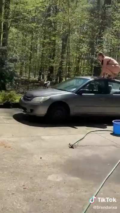 Kill her Jerry