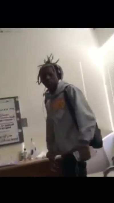 Xxxtentacion🕊visiting Fredo Santana🕊(F$) in the hospital RIP to them both🙏