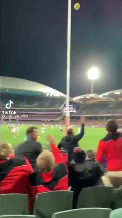 Parent of the year goes to this guy!