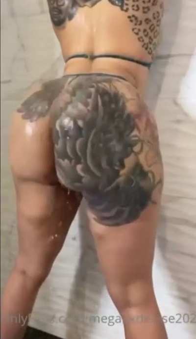 M&M