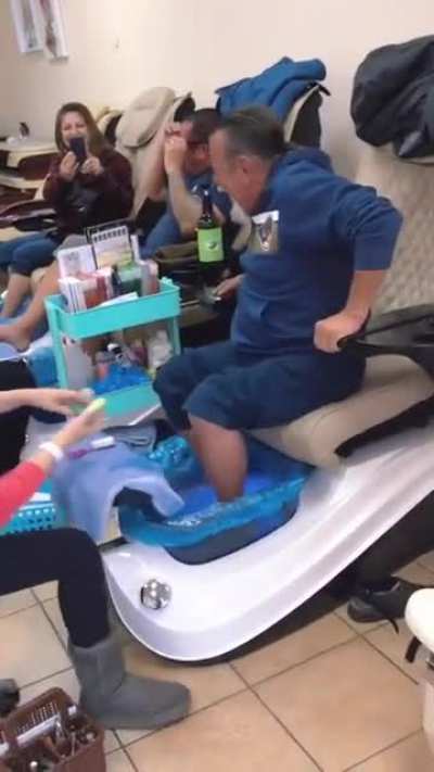 This guy getting a pedicure