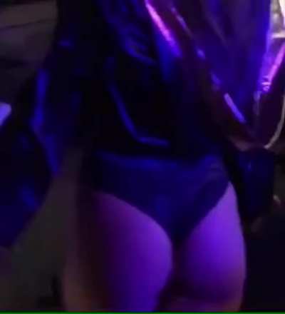 slight jiggle