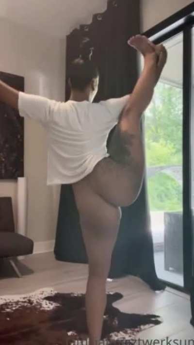 Naked Ass Comp 2!