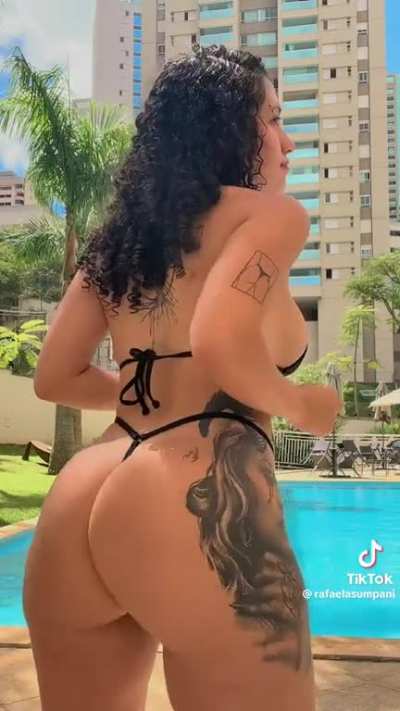 Damn 🤤🔥🍑