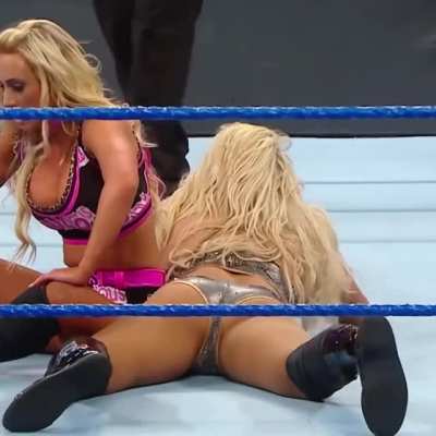 The Queen’s 🍑