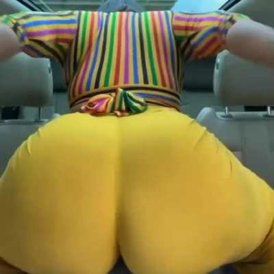 Ghetto Barbie (@hey<wbr>ghett<wbr>obarb<wbr>ie)